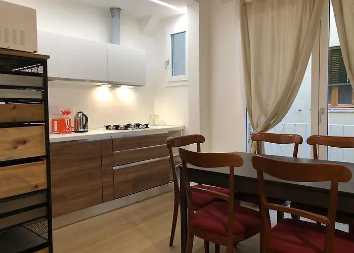 San Frediano Apartment